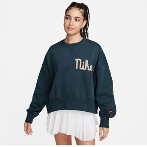 Nike NSW OOS Fleece Crewneck in Jungle/Khaki XS